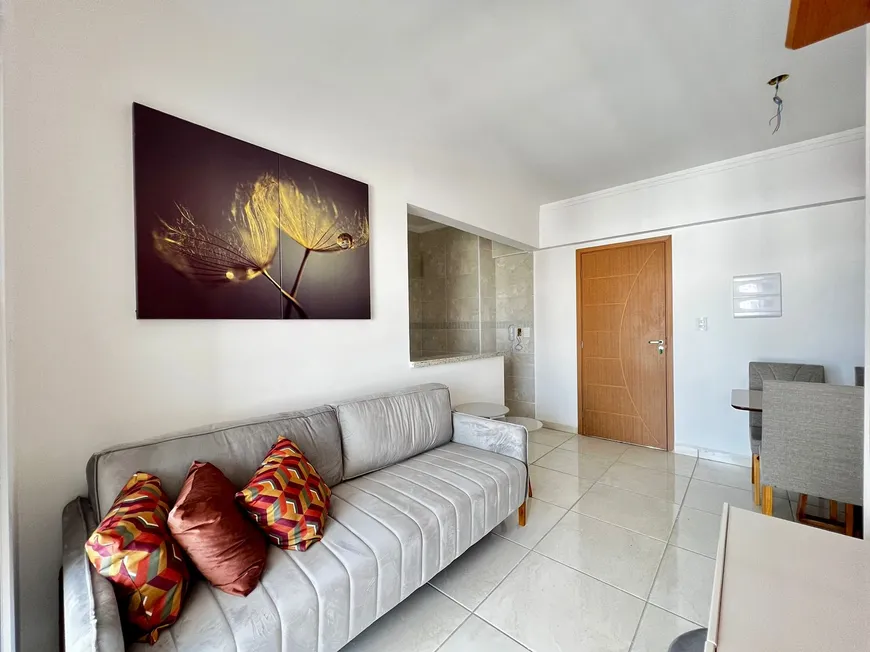 Foto 1 de Apartamento com 2 Quartos à venda, 70m² em Vila Guilhermina, Praia Grande