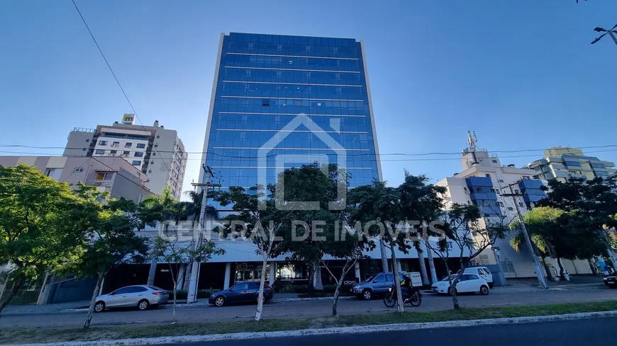 Foto 1 de Sala Comercial para alugar, 42m² em Santana, Porto Alegre