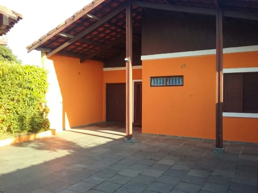 Foto 1 de Casa com 4 Quartos à venda, 125m² em Balneario Jequitiba, Itanhaém