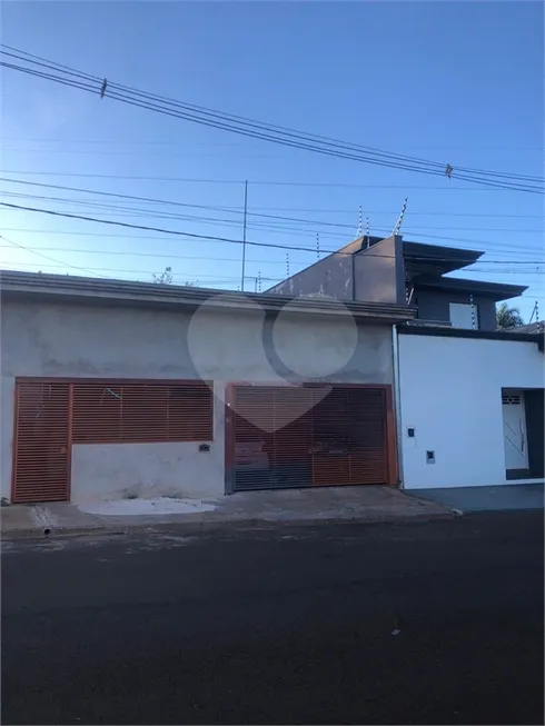 Foto 1 de Casa com 3 Quartos à venda, 186m² em Jardim das Torres, São Carlos