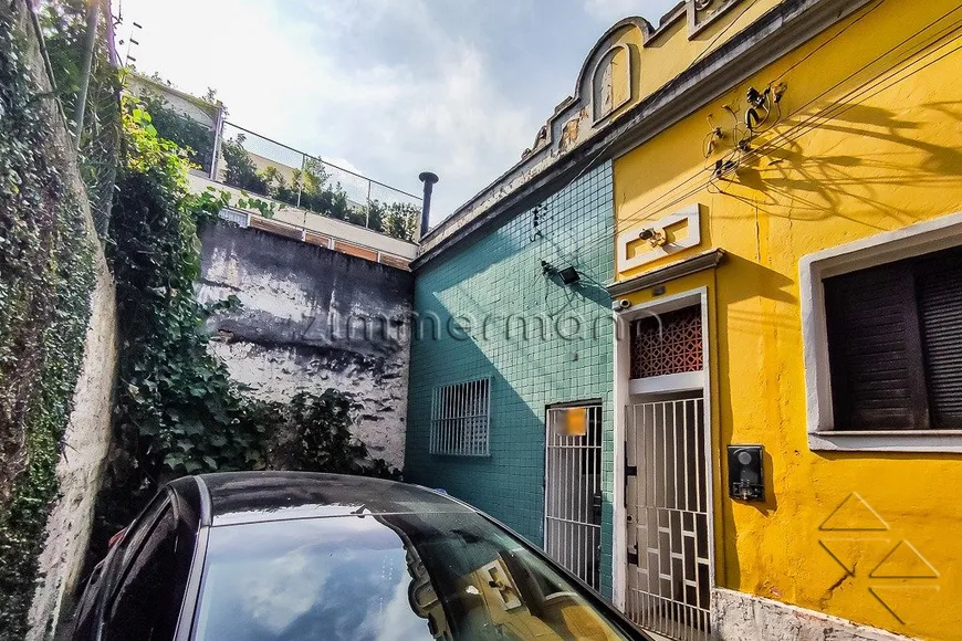 Foto 1 de Casa com 2 Quartos à venda, 68m² em Vila Romana, São Paulo