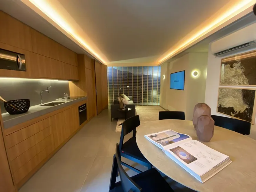Foto 1 de Apartamento com 3 Quartos à venda, 60m² em Barra da Tijuca, Rio de Janeiro