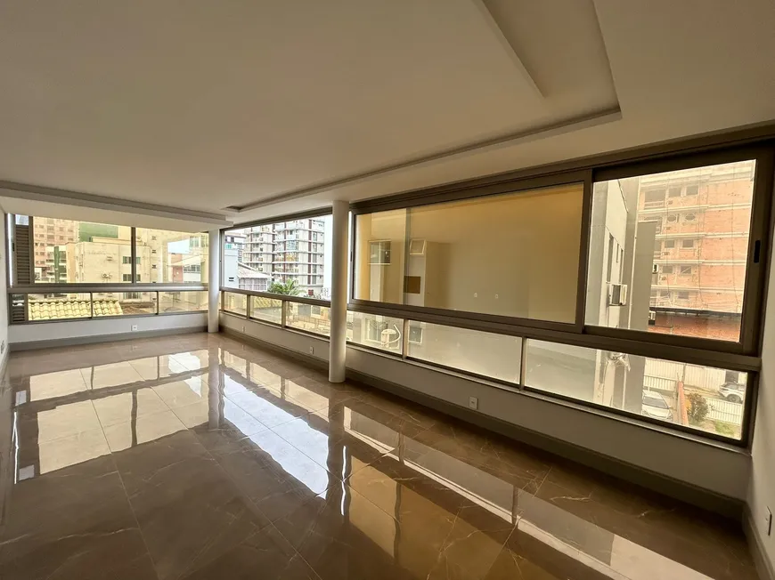 Foto 1 de Apartamento com 3 Quartos à venda, 119m² em Praia Brava, Itajaí