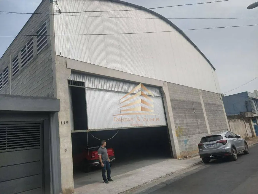 Foto 1 de Galpão/Depósito/Armazém à venda, 700m² em Jardim Presidente Dutra, Guarulhos