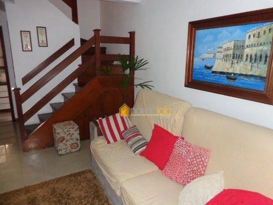 Foto 1 de Casa de Condomínio com 2 Quartos à venda, 95m² em Baldeador, Niterói