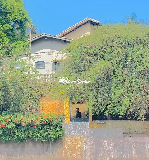 Foto 1 de Casa com 3 Quartos à venda, 1300m² em Vila Suíssa, Mogi das Cruzes
