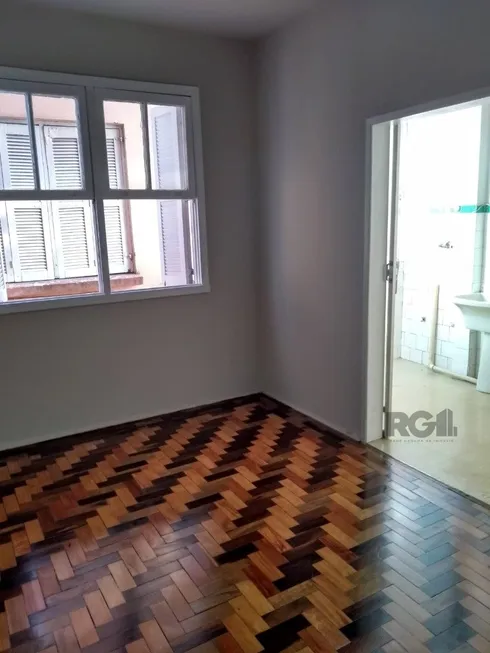 Foto 1 de Apartamento com 1 Quarto à venda, 32m² em Petrópolis, Porto Alegre