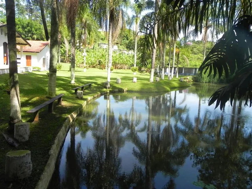 Foto 1 de Fazenda/Sítio com 8 Quartos à venda, 10500m² em Centro, Guararema