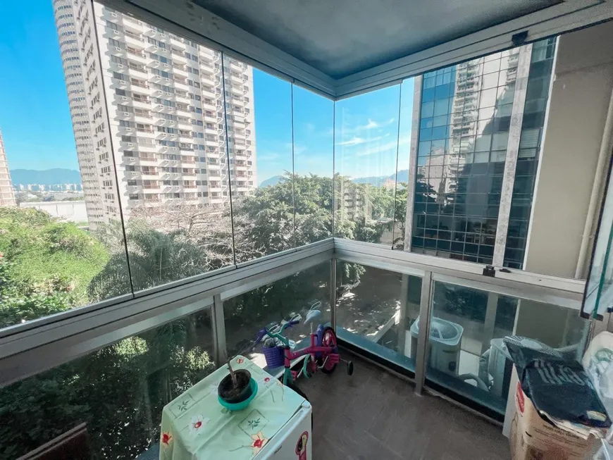 Foto 1 de Apartamento com 2 Quartos para alugar, 65m² em Barra da Tijuca, Rio de Janeiro