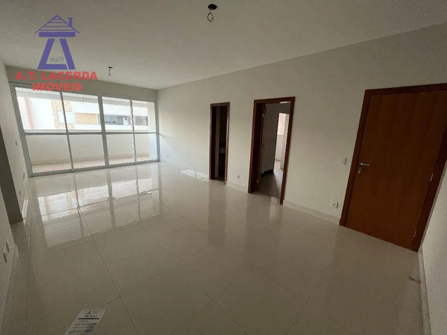 Foto 1 de Apartamento com 4 Quartos à venda, 160m² em Melo, Montes Claros