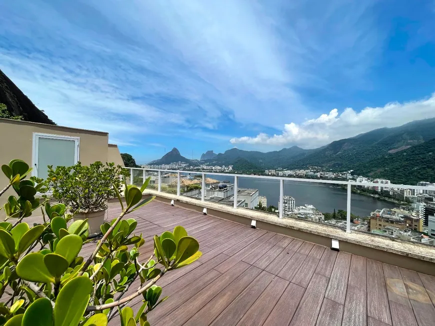 Foto 1 de Cobertura com 3 Quartos para alugar, 360m² em Lagoa, Rio de Janeiro