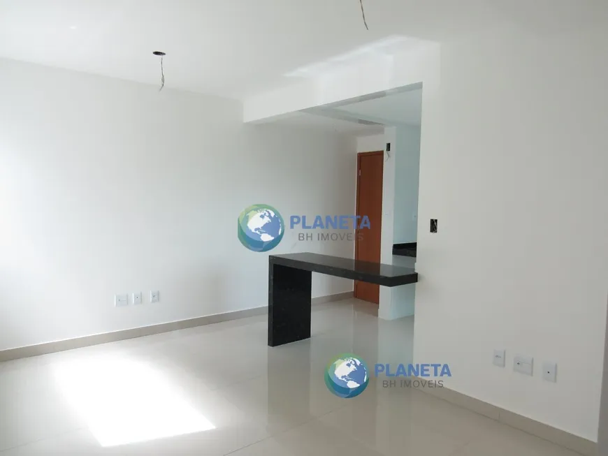 Foto 1 de Apartamento com 3 Quartos à venda, 63m² em Itapoã, Belo Horizonte