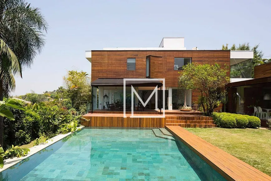 Foto 1 de Casa com 5 Quartos para venda ou aluguel, 1000m² em Jardim Guedala, São Paulo