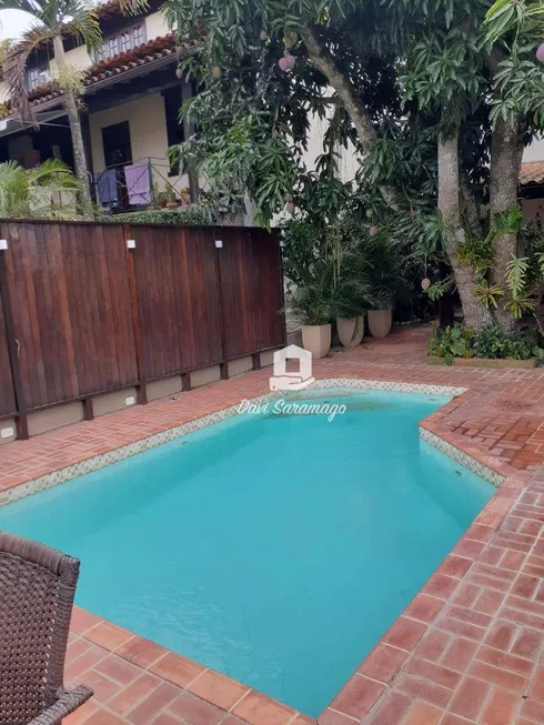 Foto 1 de Casa de Condomínio com 4 Quartos à venda, 219m² em Vila Progresso, Niterói