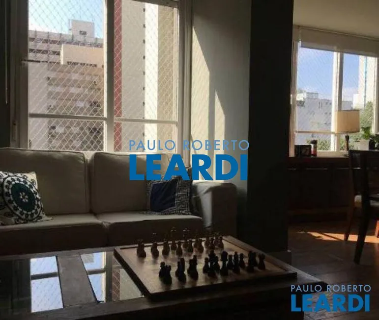 Foto 1 de Apartamento com 2 Quartos à venda, 111m² em Jardim América, São Paulo