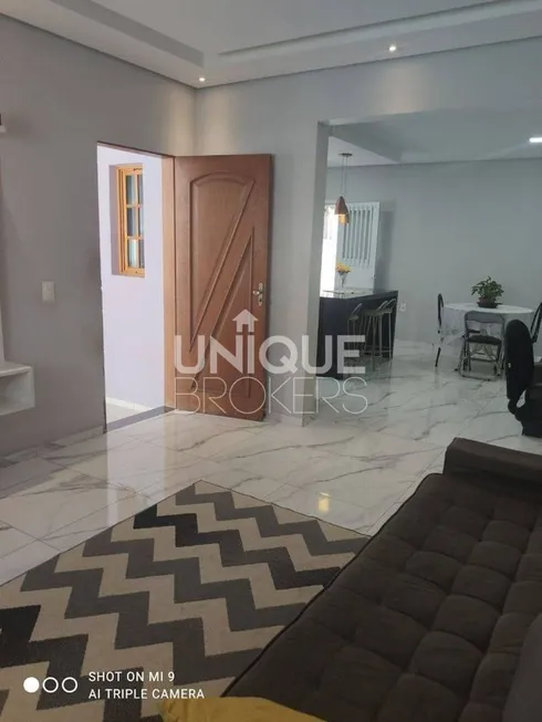 Foto 1 de Casa com 2 Quartos à venda, 136m² em Parque Residencial Jundiai, Jundiaí