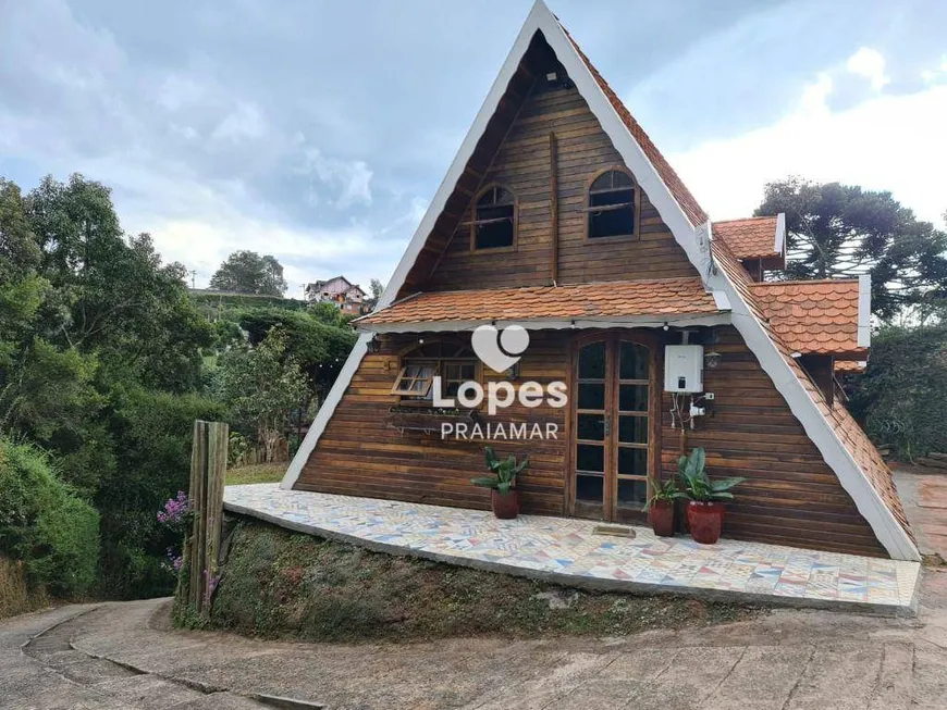 Foto 1 de Casa com 9 Quartos à venda, 300m² em Parque Imbiry, Campos do Jordão