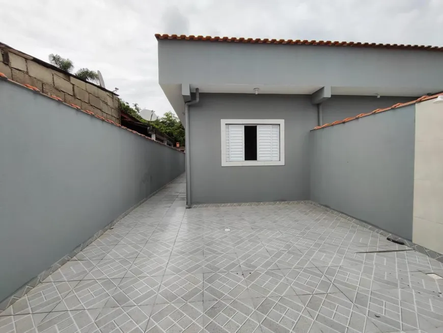 Foto 1 de Casa com 2 Quartos à venda, 70m² em Jamaica, Itanhaém