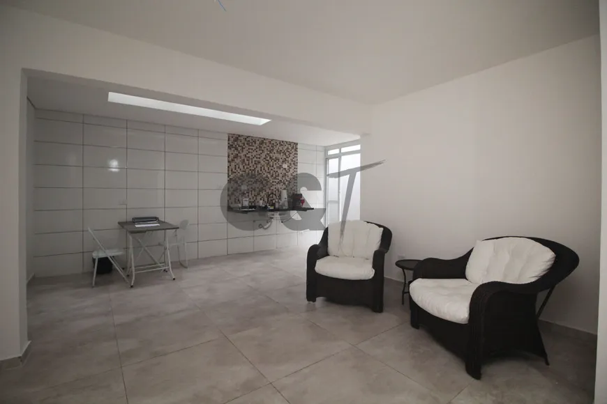 Foto 1 de Casa com 2 Quartos para venda ou aluguel, 140m² em Vila Nova Caledônia, São Paulo
