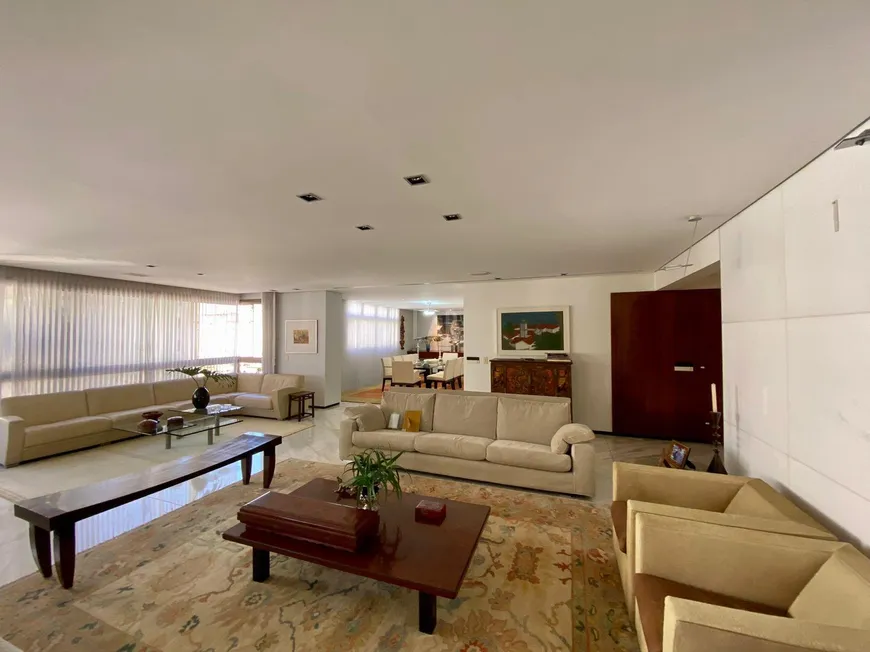 Foto 1 de Apartamento com 4 Quartos à venda, 600m² em Funcionários, Belo Horizonte