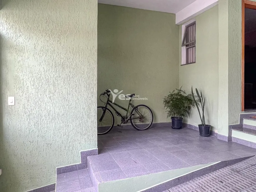 Foto 1 de Casa com 4 Quartos à venda, 175m² em Jardim Pilar, Santo André