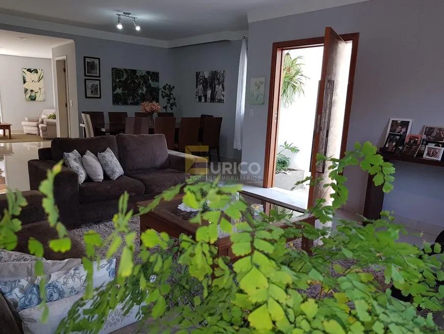 Foto 1 de Casa com 3 Quartos à venda, 228m² em Vila Gallo, Vinhedo