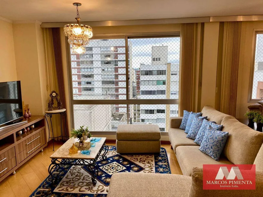 Foto 1 de Apartamento com 3 Quartos à venda, 189m² em Jardim Paulista, São Paulo