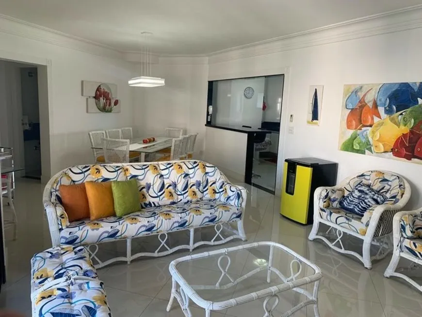 Foto 1 de Apartamento com 4 Quartos à venda, 132m² em Pitangueiras, Guarujá