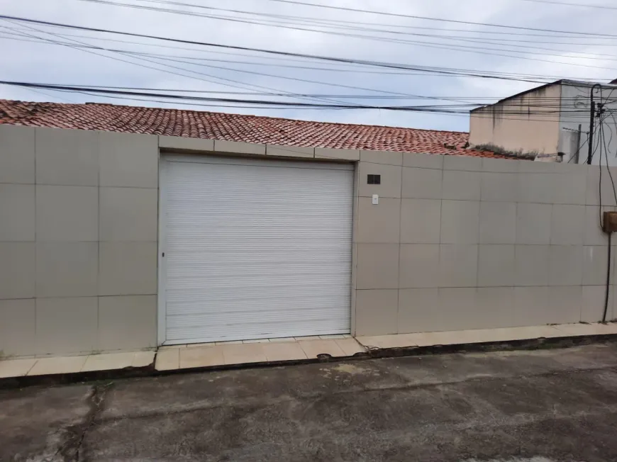 Foto 1 de Casa de Condomínio com 2 Quartos à venda, 125m² em Passaré, Fortaleza