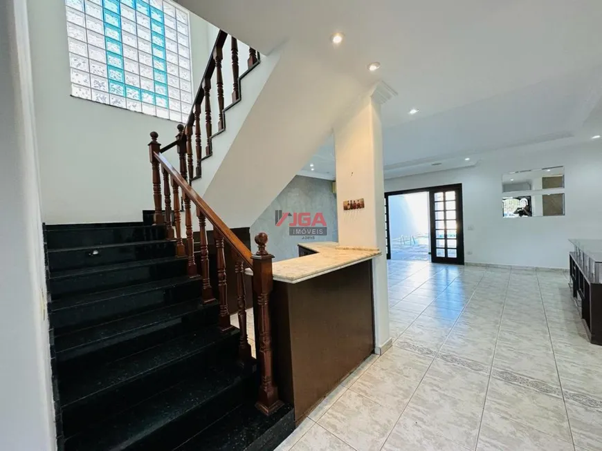 Foto 1 de Casa de Condomínio com 4 Quartos para venda ou aluguel, 319m² em Jardim Campo Grande, São Paulo