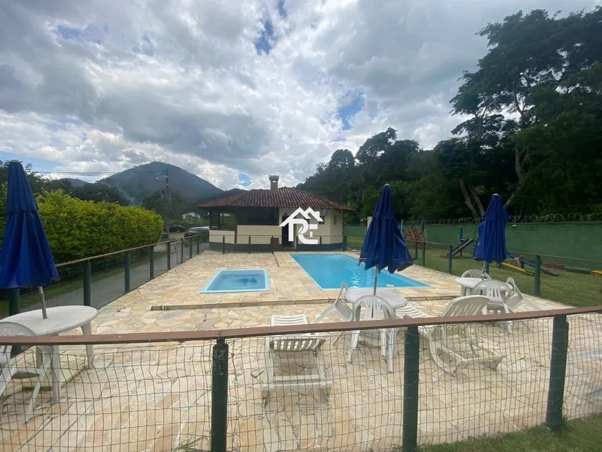 Foto 1 de Casa de Condomínio com 3 Quartos à venda, 140m² em Vargem Grande, Teresópolis