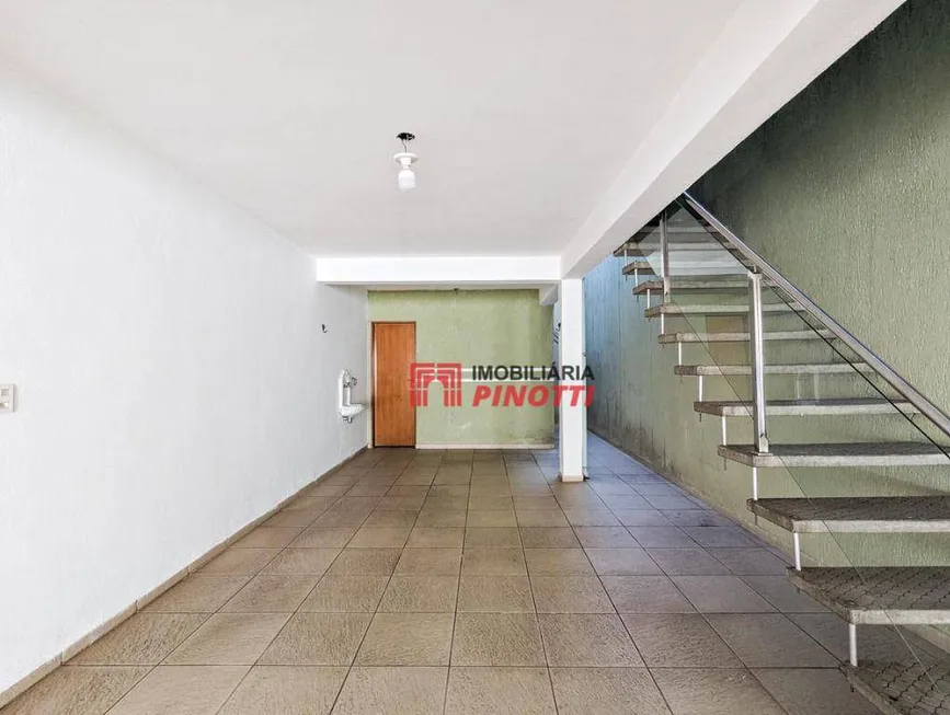 Foto 1 de Sobrado com 3 Quartos para venda ou aluguel, 279m² em Planalto, São Bernardo do Campo