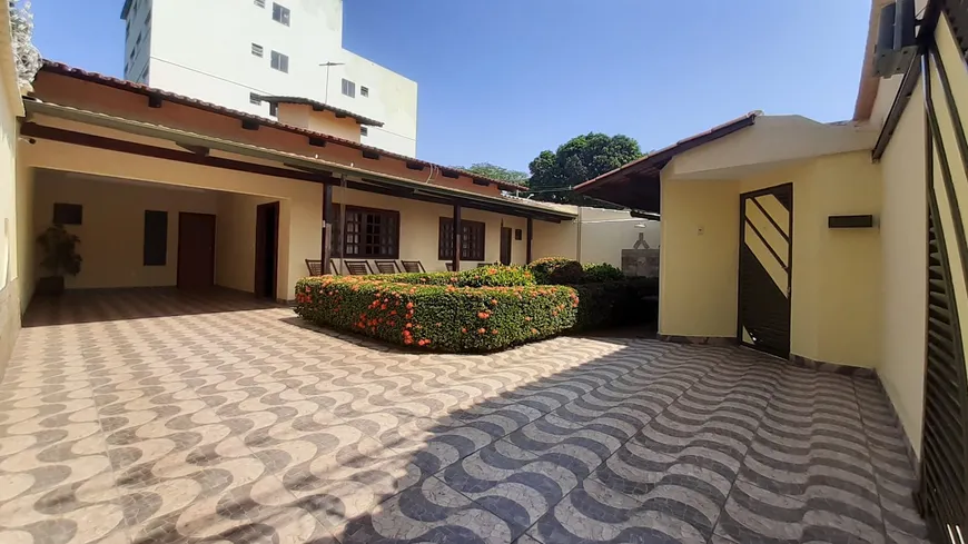 Foto 1 de Casa com 3 Quartos à venda, 141m² em Jardim América, Goiânia