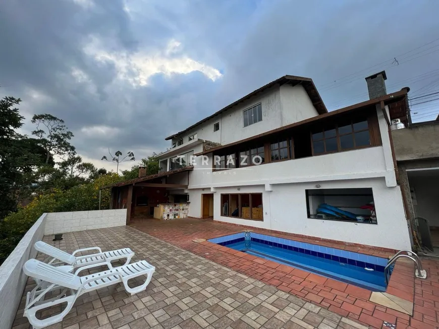 Foto 1 de Casa com 3 Quartos à venda, 142m² em Parque São Luiz, Teresópolis