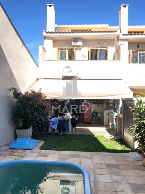 Foto 1 de Casa com 3 Quartos à venda, 131m² em Espiríto Santo, Porto Alegre
