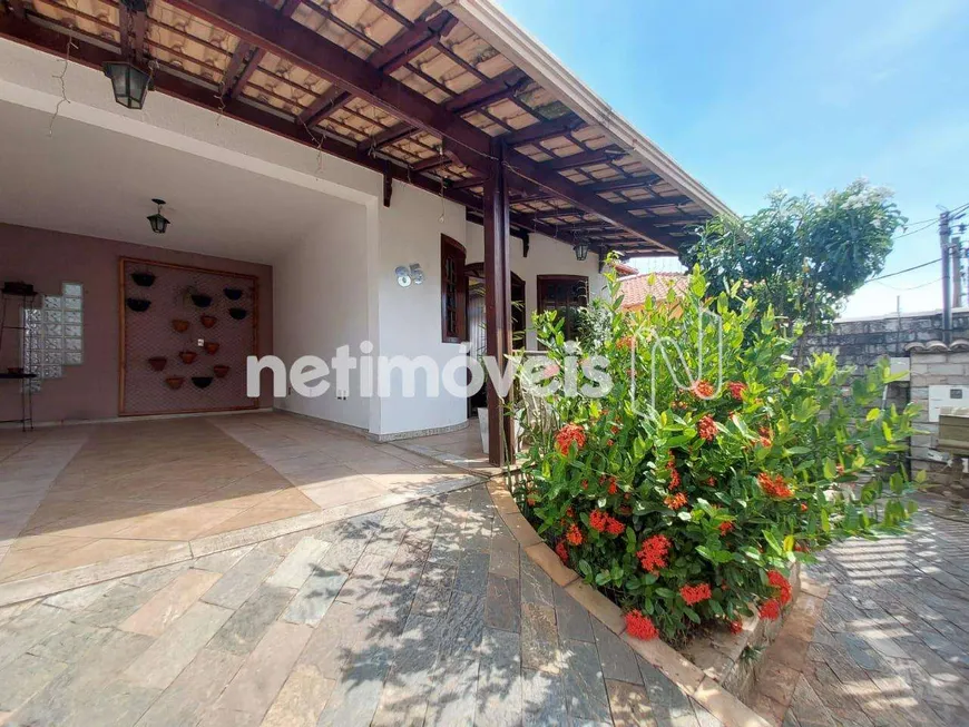 Foto 1 de Casa com 4 Quartos à venda, 405m² em Tirol, Belo Horizonte