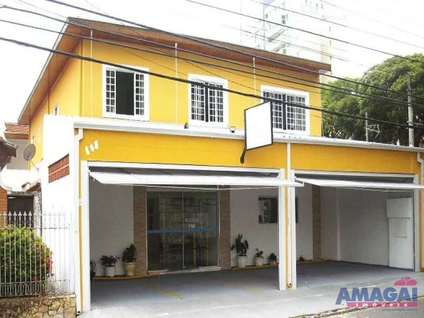 Foto 1 de Sobrado com 7 Quartos à venda, 400m² em Vila Betânia, São José dos Campos