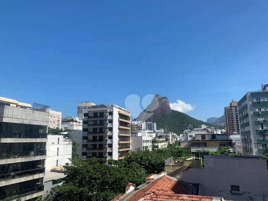 Foto 1 de Apartamento com 3 Quartos à venda, 90m² em Leblon, Rio de Janeiro