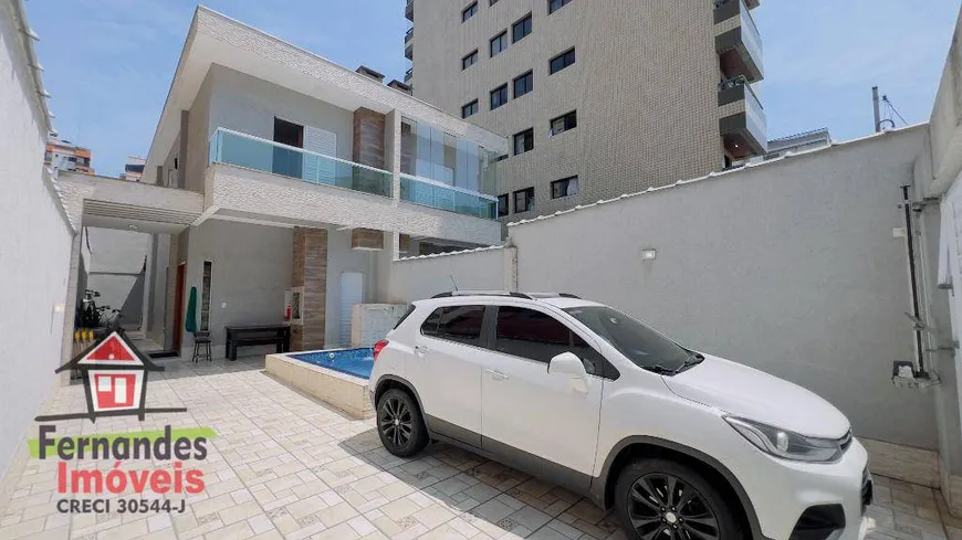 Foto 1 de Sobrado com 3 Quartos à venda, 128m² em Vila Tupi, Praia Grande