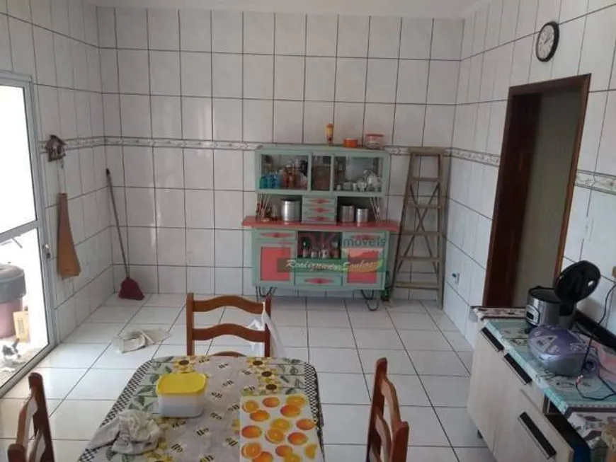 Foto 1 de Casa com 1 Quarto à venda, 170m² em Vila Galvão, Caçapava