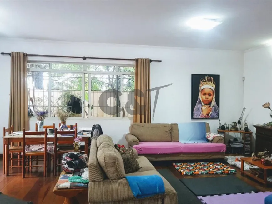 Foto 1 de Casa com 3 Quartos à venda, 250m² em Alto Da Boa Vista, São Paulo