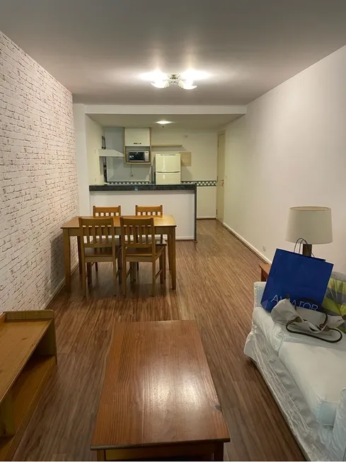 Foto 1 de Flat com 1 Quarto à venda, 60m² em Lagoa, Rio de Janeiro