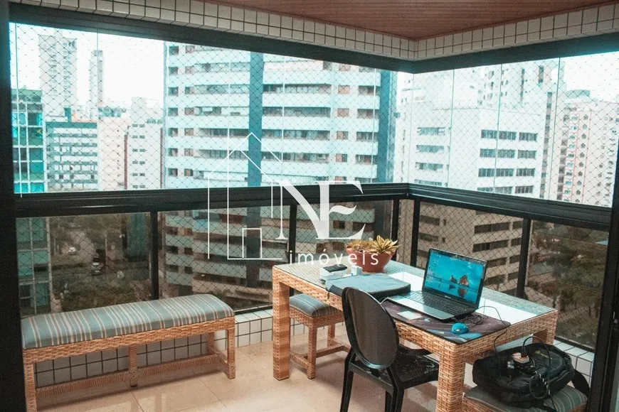 Foto 1 de Apartamento com 3 Quartos à venda, 169m² em Gonzaga, Santos