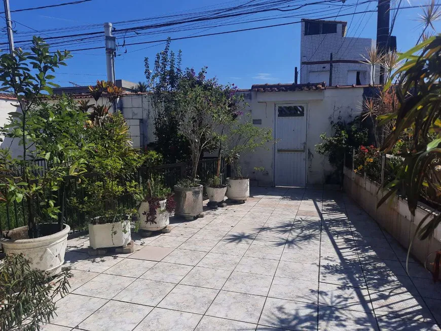 Foto 1 de Casa com 2 Quartos à venda, 405m² em Sítio do Campo, Praia Grande