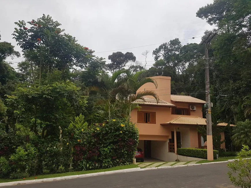 Foto 1 de Casa de Condomínio com 3 Quartos à venda, 290m² em Condomínio Vila Verde, Itapevi