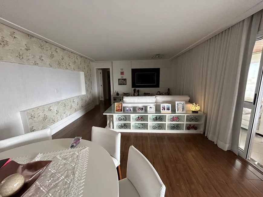 Foto 1 de Apartamento com 3 Quartos à venda, 157m² em Parque Residencial Aquarius, São José dos Campos