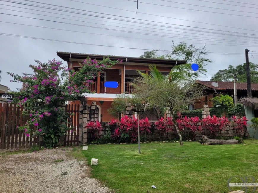 Foto 1 de Sobrado com 4 Quartos à venda, 220m² em Ressaca, Ubatuba