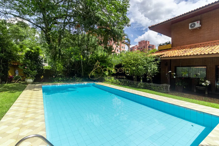 Foto 1 de Casa com 4 Quartos à venda, 400m² em Jardim Marajoara, São Paulo