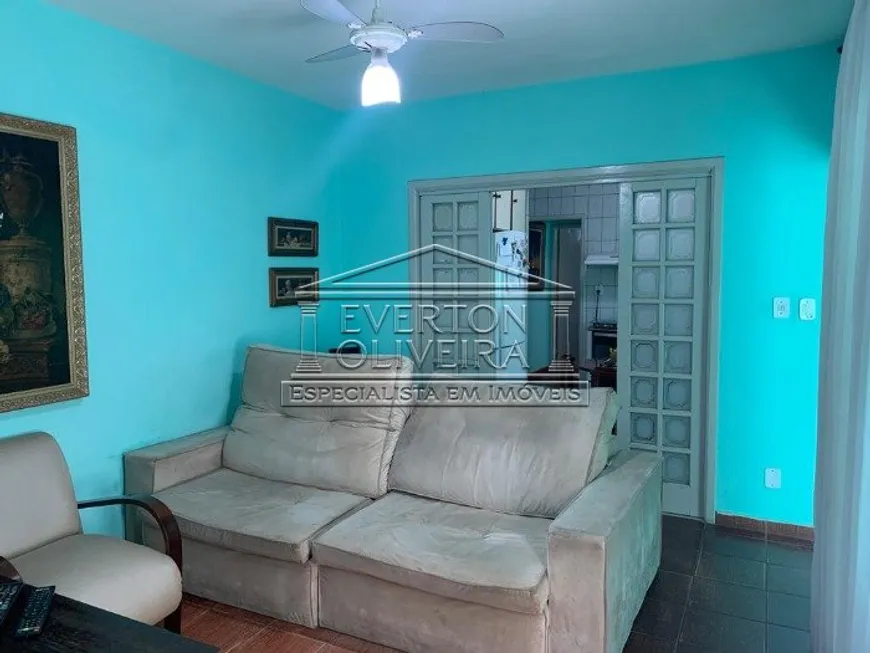 Foto 1 de Casa com 2 Quartos à venda, 120m² em Jardim Flórida, Jacareí
