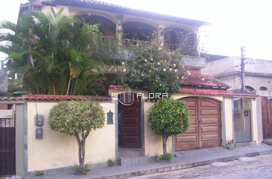 Foto 1 de Casa com 4 Quartos à venda, 200m² em Porto Novo, São Gonçalo